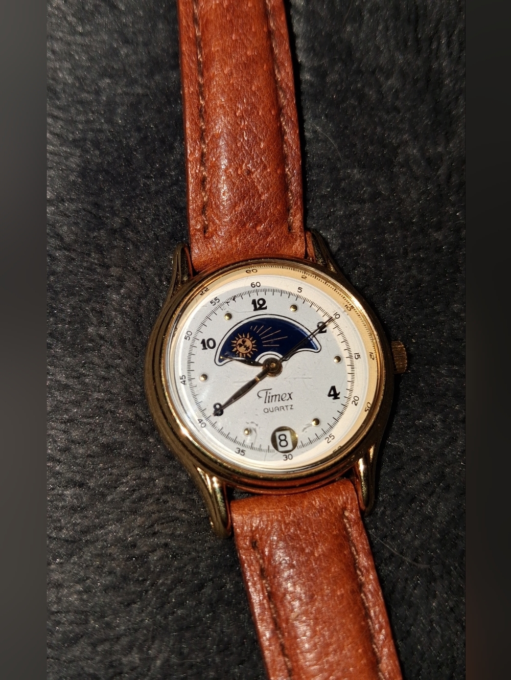 Vintage Never Worn Timex  Moonphase Watch with Leather Band - Picture 2 of 7